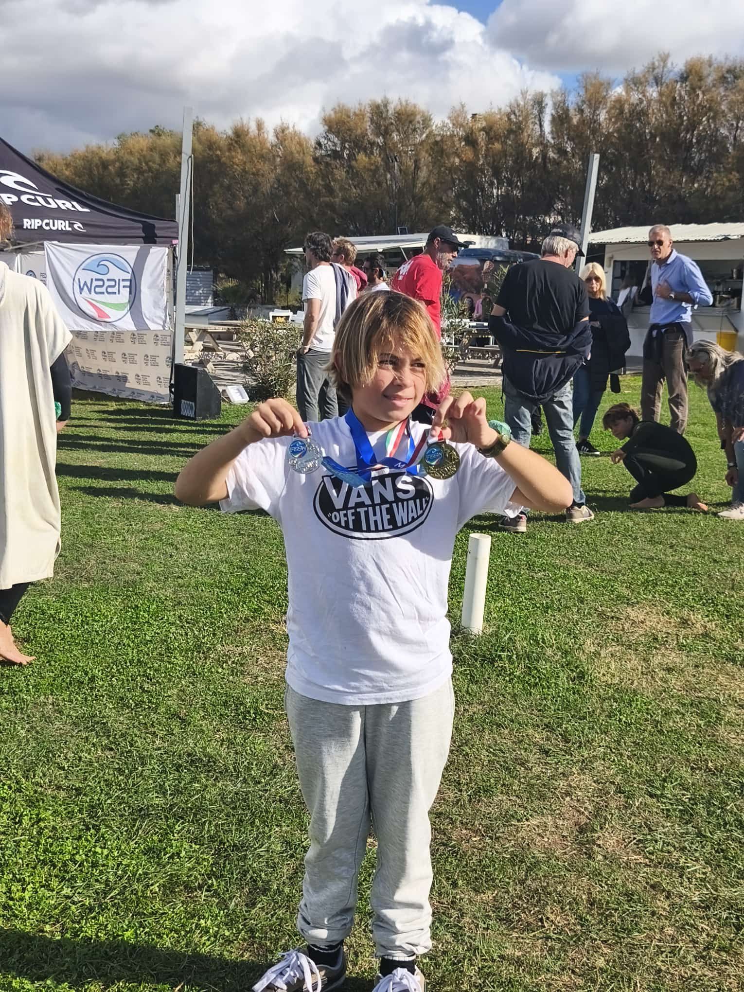 PHOTO 2025 11 18 21 12 42